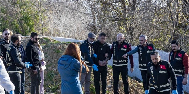 Kayıp kuryenin cesedinin yanında ikinci bir ceset bulundu