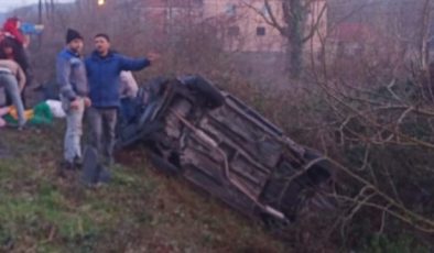 Şarampole devrilen otomobildeki 1 bebek öldü, 3 kişi yaralandı