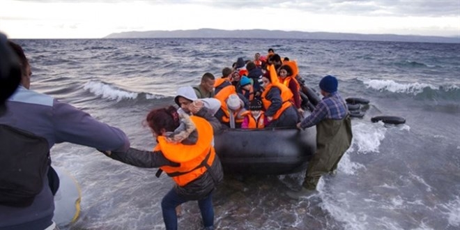 Bodrum açıklarında 57 düzensiz göçmen yakalandı