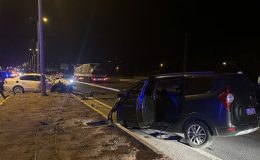 Kayseri’de iki otomobilin çarpıştığı kazada 3 kişi hayatını kaybetti