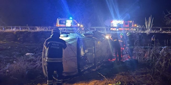 Konya’da devrilen otomobildeki 3 kişi öldü, 3 kişi yaralandı