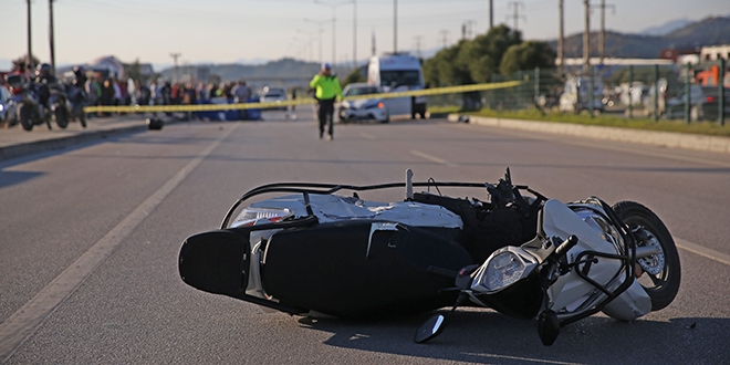 Motosikletteki 2 çocuğun öldüğü kazada sürücü tutuklandı