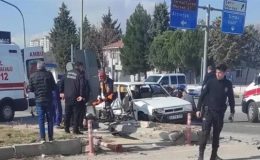 Kütahya’da otomobiller çarpıştı; 3 ölü, 2 yaralı