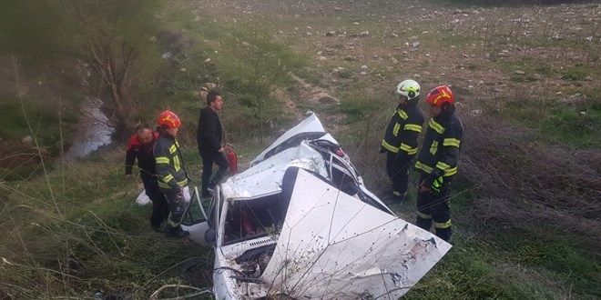 Denizli’de otomobil ile motosikletin çarpıştığı kazada 3 kişi öldü