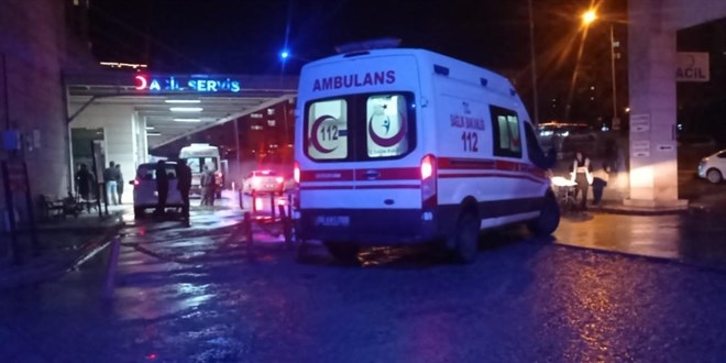 İzmir’de trafik kazası: 1 kişi hayatını kaybetti, 2 yaralı