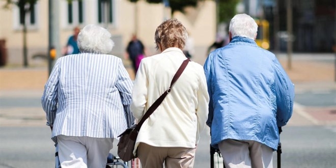 Emekliler ile ilgili yeni çalışma: Kamu tesislerinde indirim uygulanacak