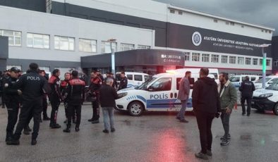 Hasta yakınları, sağlıkçılara ve polise saldırdı: 3 kişi gözaltına alındı