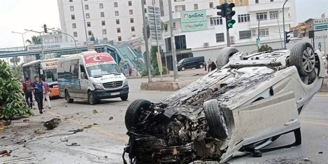 Kaldırıma çıkarak 1 yayanın ölümüne neden olan sürücü tutuklandı