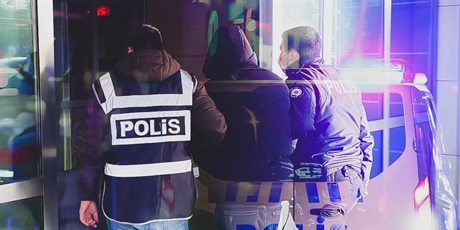 Polis, tefecilikle 25 milyonluk vurgun yapan 9 kişiyi yakaladı