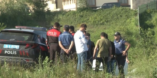 Polisin GBT kontrolünde silahlar patladı: 1 ölü, 1 ağır yaralı