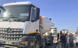 Beton mikseri ile çarpışan motosikletteki 2 kişi öldü