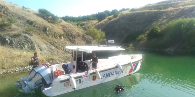 Malatya’da baraj gölüne giren çocuk boğuldu