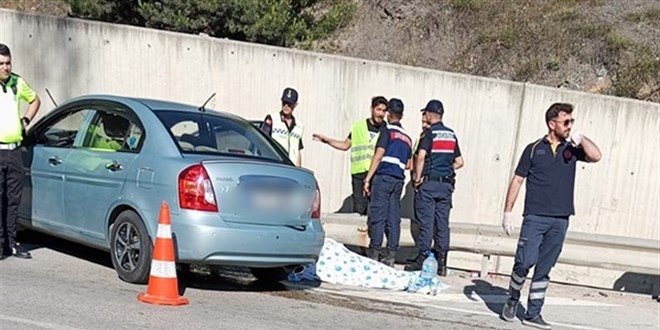 Sinop’ta tünel girişinde kaza: 1 ölü, 2 yaralı