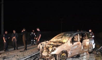 Tekirdağ’da 3 aracın karıştığı kazada 3 kişi öldü, 5 kişi yaralandı