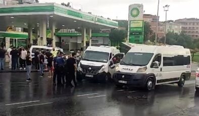 Avcılar’da İETT otobüsü 3 araca çarptı, 3 kişi yaralandı