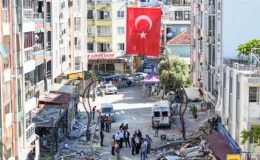 İzmir’de 5 kişinin öldüğü patlamada 2 şüpheli tutuklandı