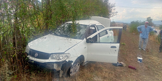 Savrulan otomobilin camından fırlayan 13 yaşındaki çocuk öldü