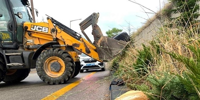 Tırdan fırlayan tekerlek ekmek almaya giden Berra’yı öldürdü