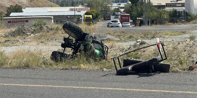 Erzurum’da minibüs ile ATV çarpıştı: 1 ölü, 1 yaralı