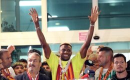 Galatasaray, Victor Osimhen transferini duyurdu