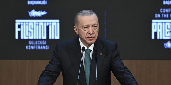 Erdoğan: Yaklaşan tehlikeyi görüyor ve her türlü tedbiri alıyoruz