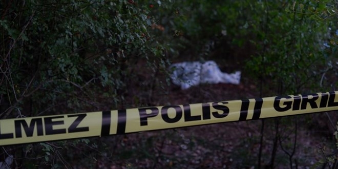 Polis iğneyle kuyu kazarak cinayeti çözdü