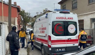 1,5 yaşındaki bebek yatağında ölü buldu