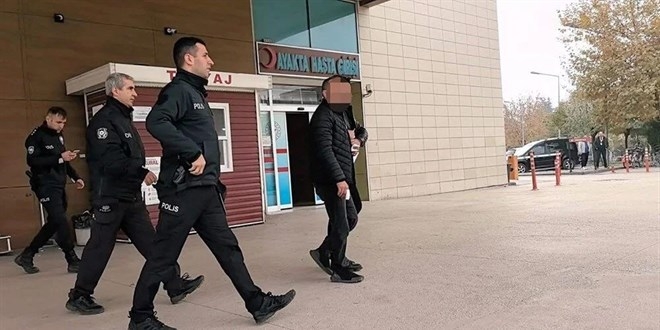 Eşini kemerle boğarak öldüren şahıs tutuklandı