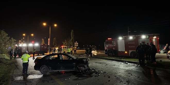 Sakarya’da zincirleme trafik kazası: 1 ölü, 3 yaralı