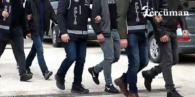 Adana merkezli FETÖ operasyonunda yakalanan 8 şüpheli tutuklandı