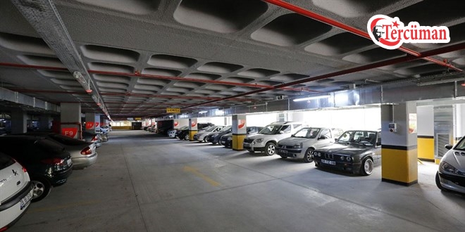 Korsan otoparkçılık yapan 12 kişi yakalandı