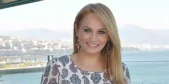 Pınar Aydınlar’a havalimanında ‘Seyit Rıza’ gözaltısı