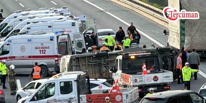 TEM Otoyolu’nda öğrenci servisi devrildi; 7’si öğrenci 10 yaralı