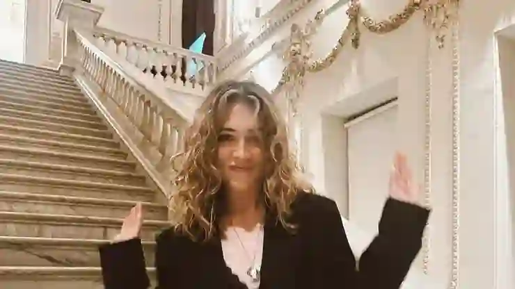 Menajer Ayşe Barım soruşturmasında Ünlü oyuncu Deniz Işın ifade verdi