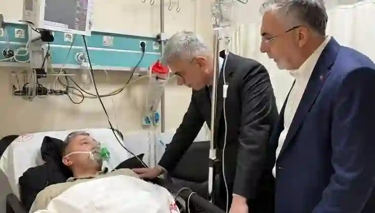 Bakan Memişoğlu ve Bakan Işıkhan otel yangınında yaralanan vatandaşları ziyaret etti