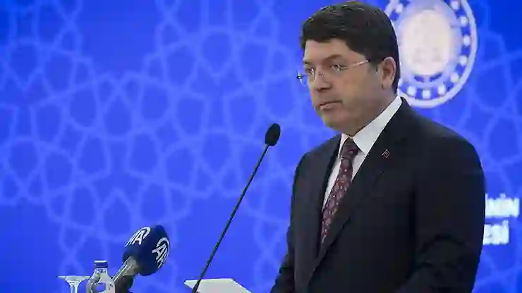 Bakan Tunç: Hak arama hürriyetinin teminatı avukatlarımız için yürüttüğümüz çalışmaları daha da geliştireceğiz