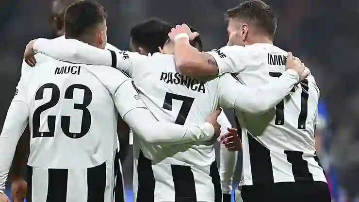 Beşiktaş, Athletic Bilbao engelini rahat geçti; yıldızlarıyla farka koştu