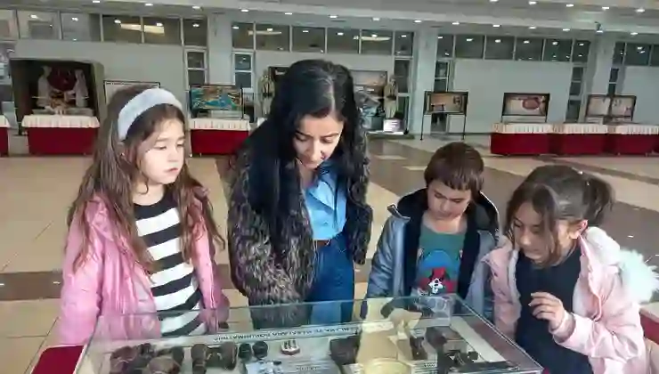 Çanakkale 1915 Savaş Malzemeleri Gezici Müzesi, İzmir’de ziyarete açıldı