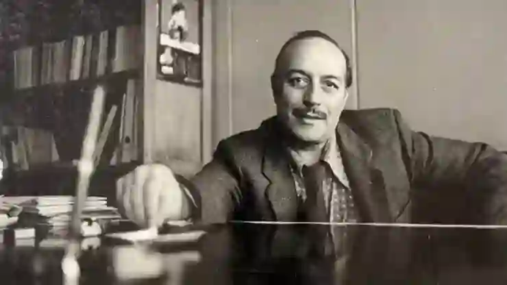 Cemal Süreya ölümünün 35’inci yılında, kabri başında çok sevdiği kır çiçekleriyle anıldı