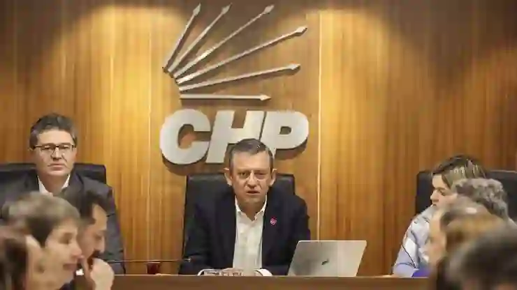 CHP Cumhurbaşkanı adayını belirlemek için ön seçim yapabilir
