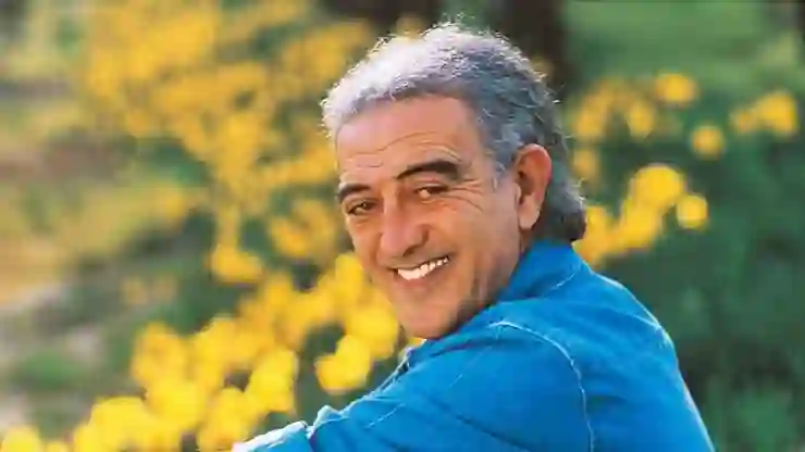 Edip Akbayram Hastaneye Kaldırıldı! Ünlü Sanatçı Entübe Edildi