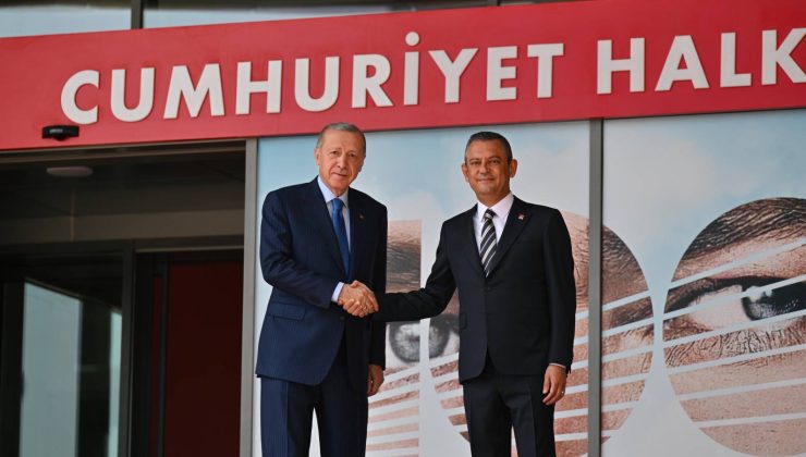 Erdoğan: Biz Özgür Özel’den umutluyduk ama CHP’de kim sabah erken kalkarsa onun borusu ötüyor