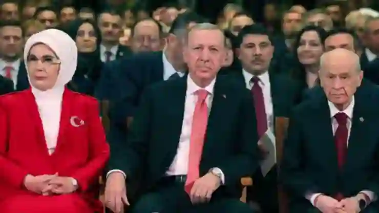 Erdoğan’ın yeniden adaylığı nasıl mümkün olabilir?