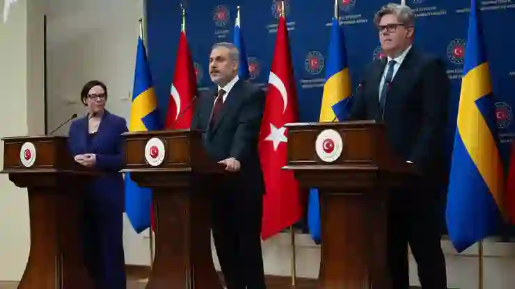 Hakan Fidan’dan İsveç Dışişleri ve Adalet Bakanlarıyla ortak açıklama