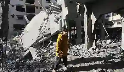 İsrail-Hamas ateşkes anlaşması: Kızılhaç 3 rehineyi teslim aldı