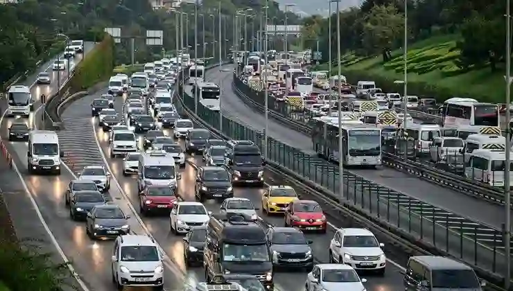 İstanbul trafik yoğunluğunda lider