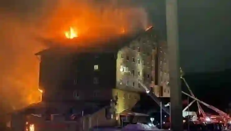 Kartalkaya’daki yangın faciasıyla ilgili Bolu Belediye Başkan Yardımcısı Sedat Gülener ve İtfaiye Müdür Vekili Kenan Coşkun tutuklandı