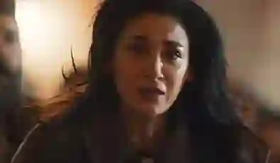 Kızıl Goncalar’daki ‘türban’ sahnesi kaldırıldı: Yapım şirketi açıklama yaptı