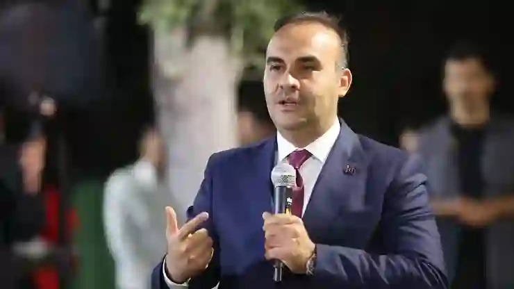 Sanayi ve Teknoloji Bakanı Kacır açıkladı: ‘Milli uzay ekosistemini güçlendirecek 5 uydu uzaya fırlatıldı’