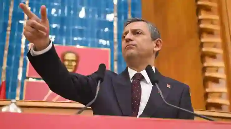 Tarih verildi, CHP’den yeni hamle: Özel, partinin yol haritasını açıklayacak